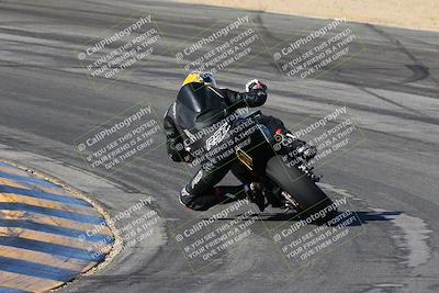 media/Feb-06-2025-Racers Edge (Thu) [[c17ed6f7b1]]/2-B Group/Session 4 End (Turn 10 Backside)/
